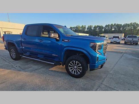 Used 2023 GMC Sierra 1500 AT4 w/ Technology Package image 40