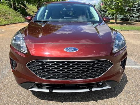 Used 2021 Ford Escape SE w/ Convenience Package FWD image 30