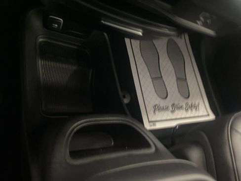 New 2026 Chrysler Pacifica Select w/ S Appearance Package FWD image 36