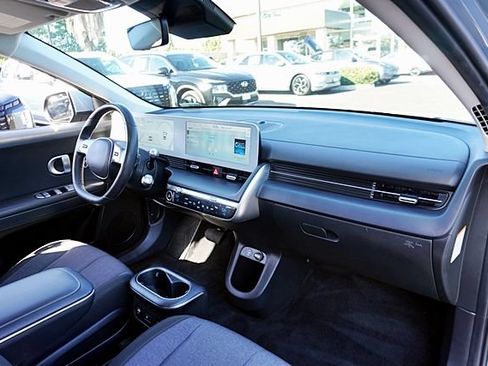 Used 2024 Hyundai Ioniq 5 SEL RWD image 10