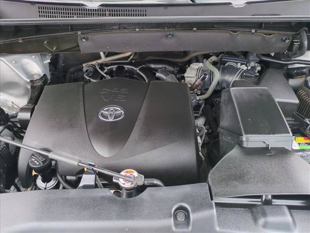 Certified 2019 Toyota Highlander XLE FWD image 24