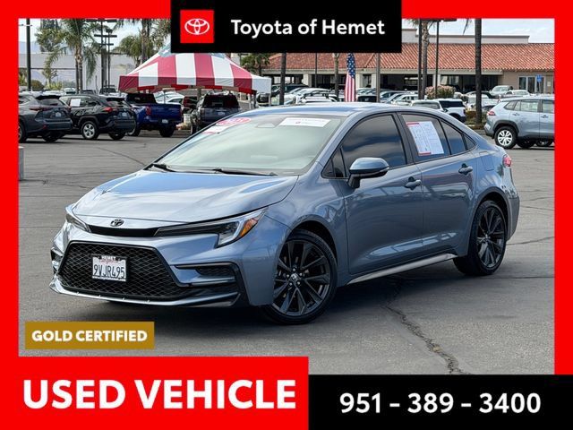 Used 2025 Toyota Corolla SE FWD image 1