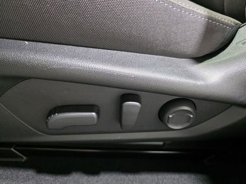 Certified 2025 Subaru Crosstrek 2.0i Premium AWD/4WD image 14