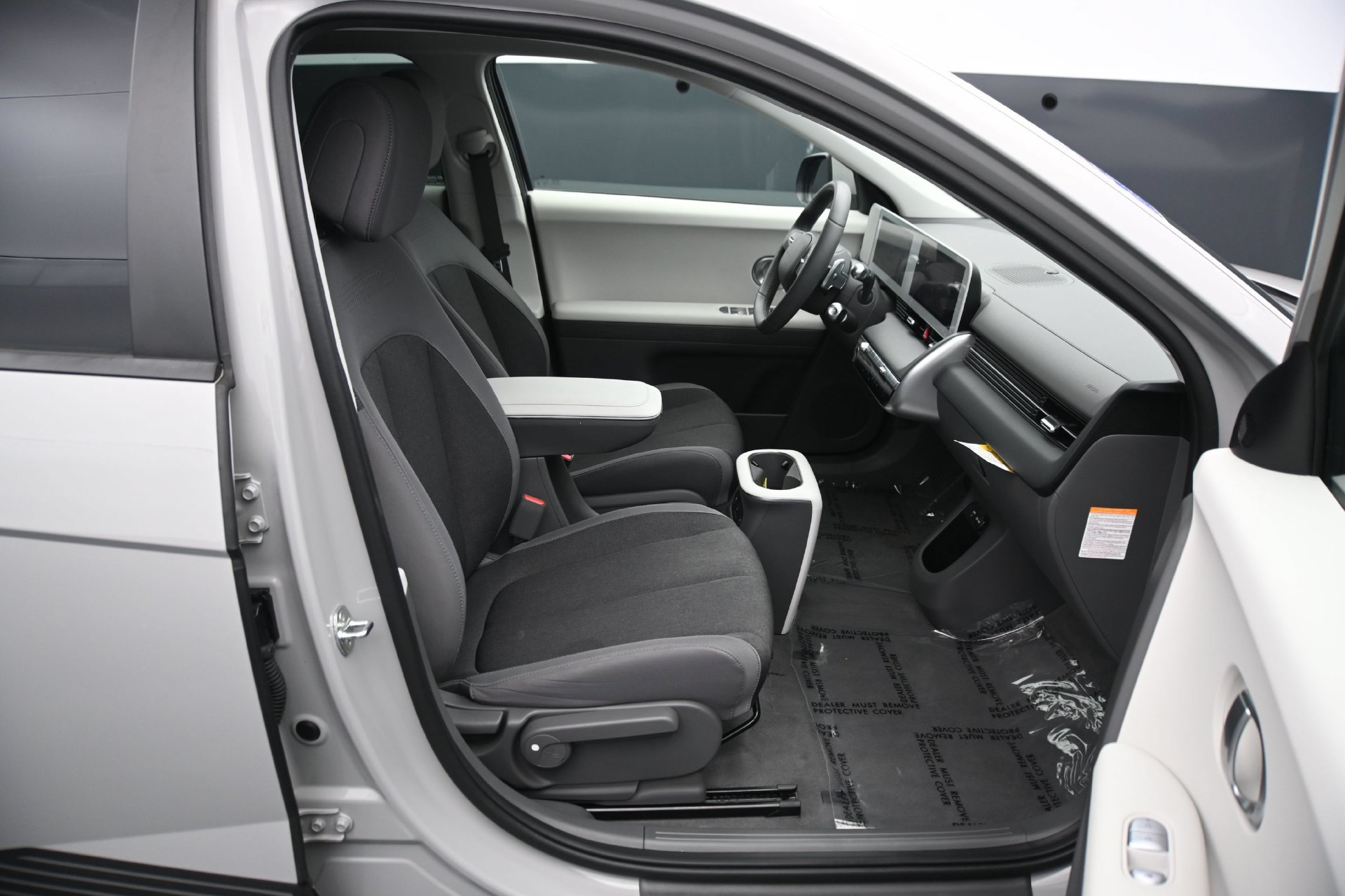Certified 2024 Hyundai Ioniq 5 SEL AWD/4WD image 13