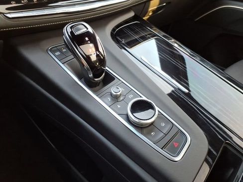 Certified 2023 Cadillac Escalade Sport w/ LPO, ONYX Package AWD/4WD image 32