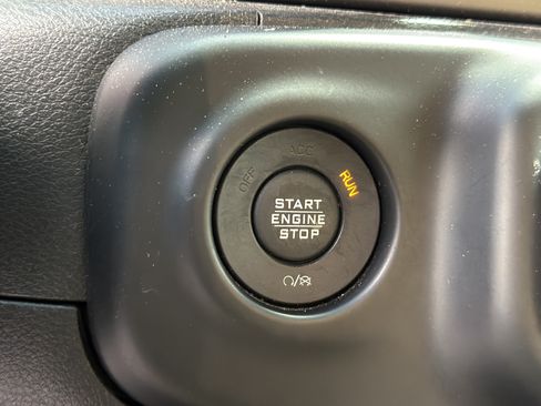 Used 2019 Jeep Wrangler Unlimited Rubicon AWD/4WD image 64