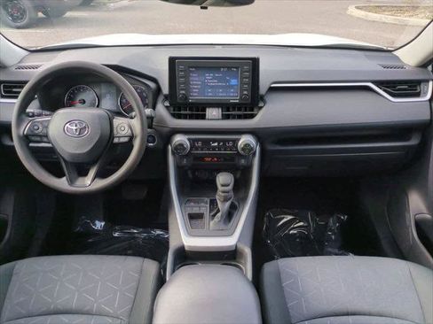 Certified 2020 Toyota RAV4 XLE w/ Convenience Package FWD image 14