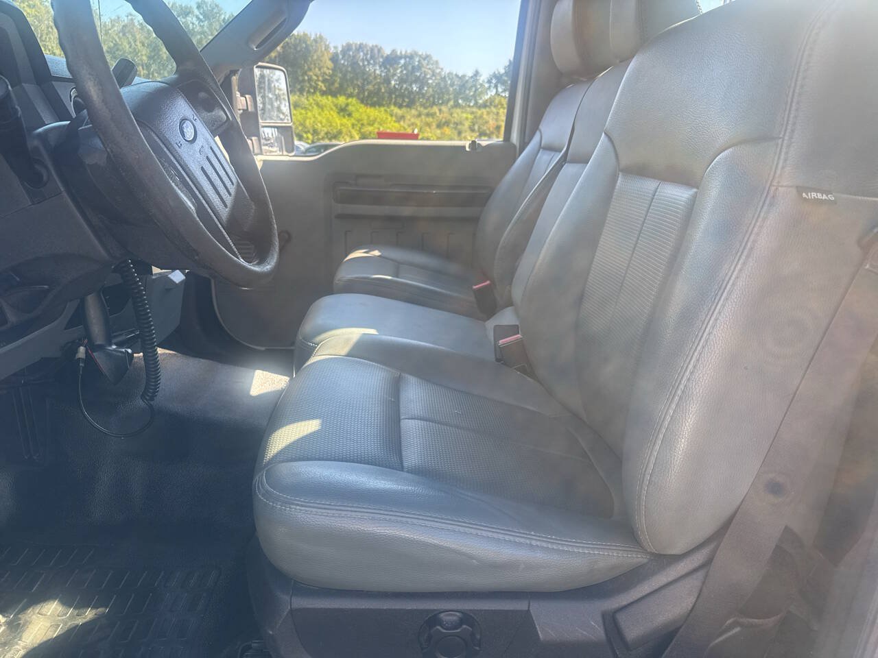 Used 2012 Ford F250 XL w/ Snow Plow Prep Pkg AWD/4WD image 16