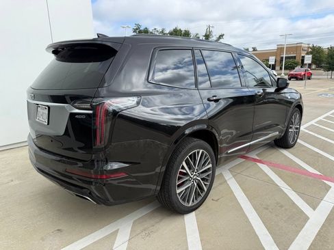 Used 2023 Cadillac XT6 Sport w/ Platinum Package AWD/4WD image 5