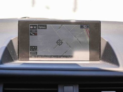 Used 2014 Lexus CT 200h FWD image 19