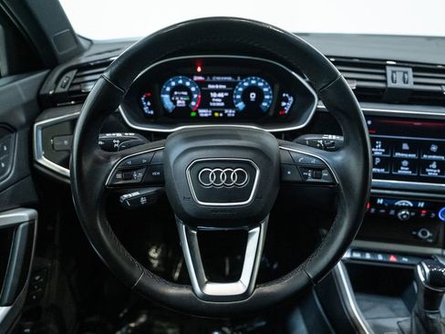 Used 2023 Audi Q3 2.0T Premium w/ Convenience Package image 21
