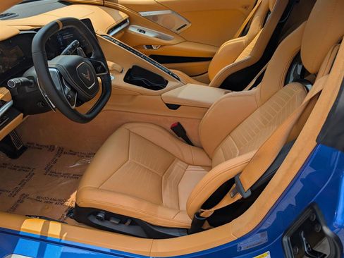 Used 2023 Chevrolet Corvette Stingray Premium Cpe w/ Z51 Performance Package image 12