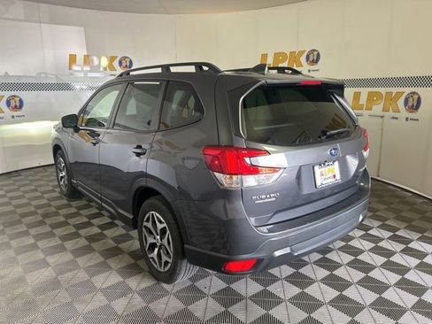 Used 2023 Subaru Forester Premium AWD/4WD image 8