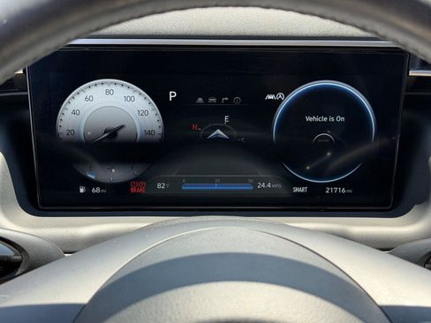 Used 2024 Hyundai Tucson Limited FWD image 11