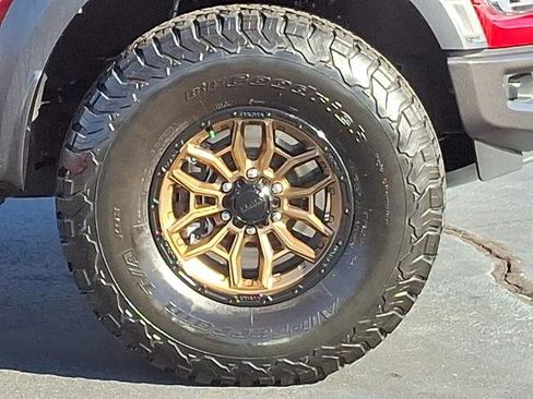 Certified 2022 Ford F150 Raptor w/ Convenience Package image 9