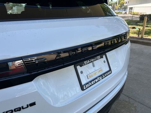 Used 2026 Land Rover Range Rover Evoque S AWD/4WD image 24