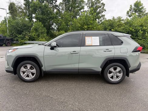 Used 2023 Toyota RAV4 XLE w/ Convenience Package AWD/4WD image 4