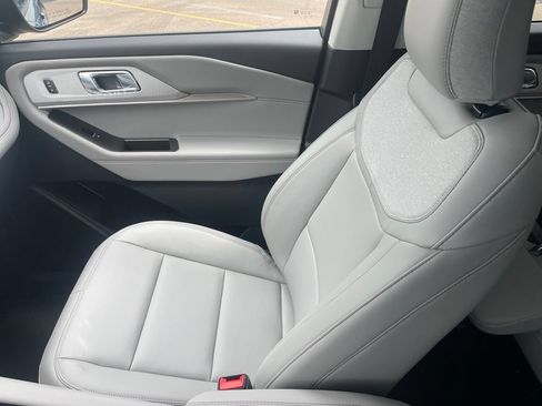 New 2026 Ford Explorer Active w/ Active Comfort Package AWD/4WD image 21