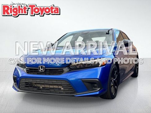 Used 2023 Honda Civic Sport image 1