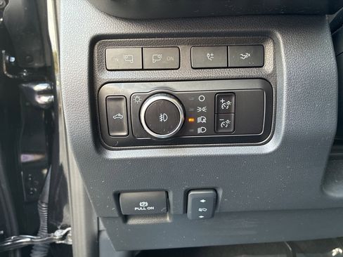 Used 2023 Ford F250 Lariat w/ Lariat Ultimate Package image 11