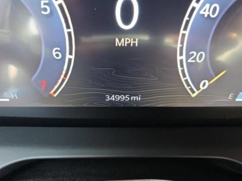Used 2023 Jeep Grand Cherokee Altitude AWD/4WD image 7