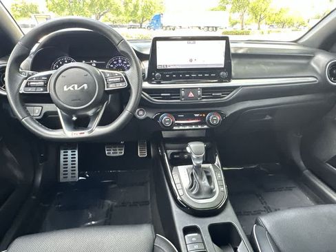 Used 2024 Kia Forte GT-Line w/ GT-Line Premium Package FWD image 17