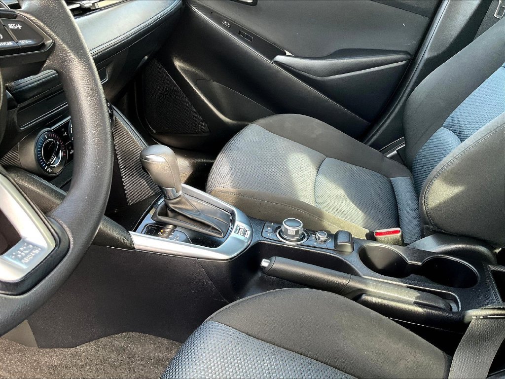 Used 2019 Toyota Yaris LE FWD image 17