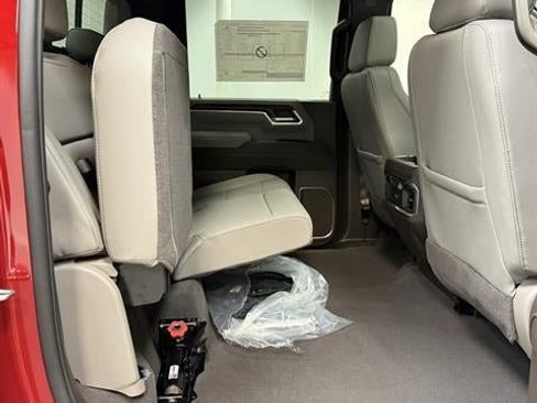 New 2026 GMC Sierra 2500 SLT AWD/4WD image 19