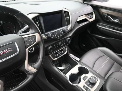 Used 2022 GMC Terrain Denali image 27