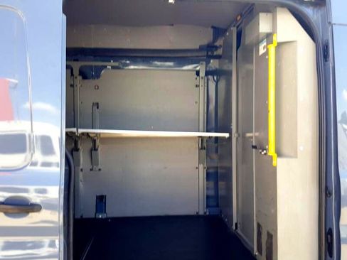 Used 2020 Ford Transit 250 148 High Roof Extended image 12