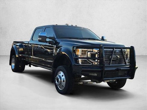 Used 2022 Ford F450 Platinum w/ FX4 Off-Road Package AWD/4WD image 3