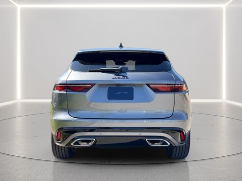 Used 2025 Jaguar F-PACE R-Dynamic S AWD/4WD image 10