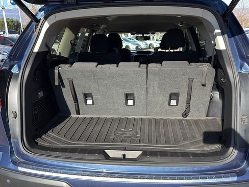 Used 2021 Subaru Ascent Premium w/ Convenience Package image 26
