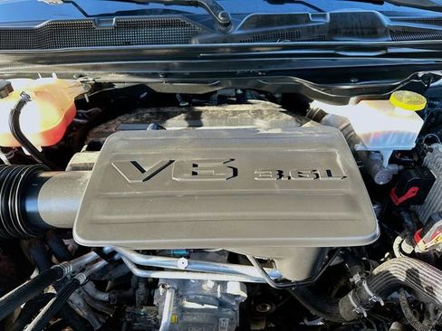 Used 2019 RAM 1500 Limited image 31