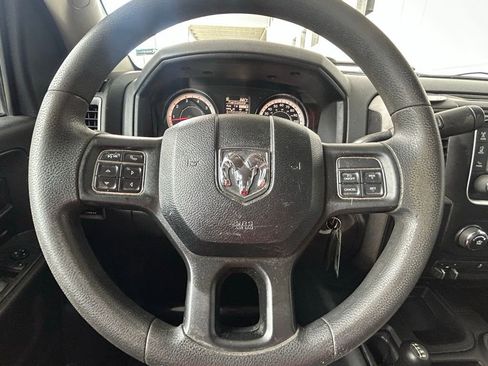 Used 2018 RAM 3500 Tradesman w/ Chrome Appearance Group image 13