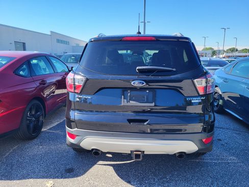 Used 2017 Ford Escape Titanium w/ Equipment Group 301A AWD/4WD image 5