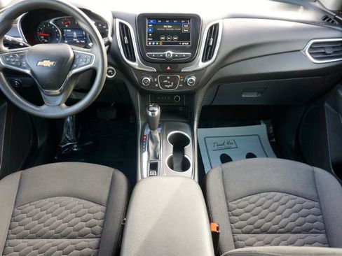 Used 2021 Chevrolet Equinox LT AWD/4WD image 10