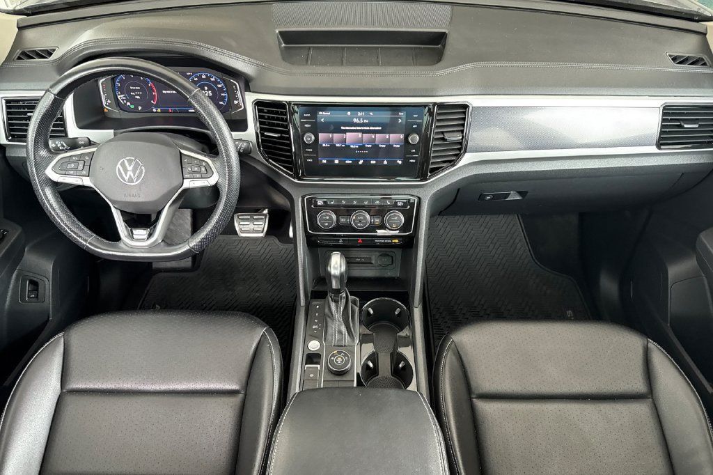 Used 2021 Volkswagen Atlas SEL R-Line AWD/4WD image 5