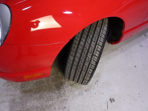 Used 2002 Ford Thunderbird Deluxe image 11