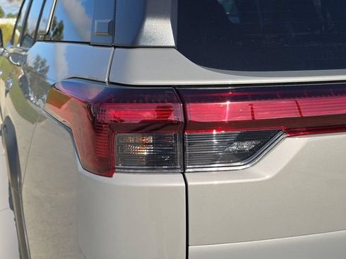 New 2026 Subaru Outback Limited AWD/4WD image 7
