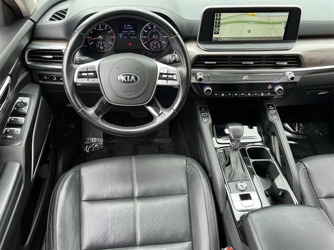 Used 2020 Kia Telluride EX w/ EX Premium Package image 10