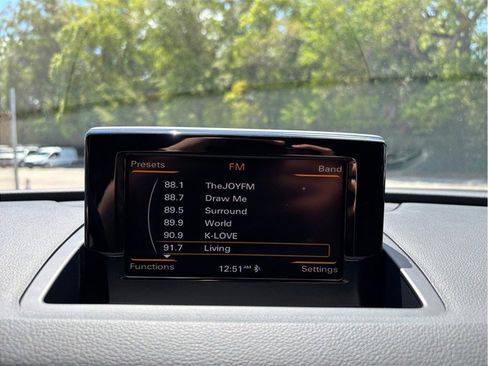 Used 2017 Audi Q3 2.0T Premium w/ Convenience Package AWD/4WD image 26