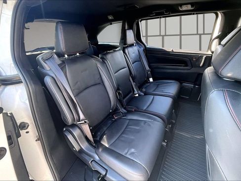 Used 2024 Honda Odyssey Sport image 27