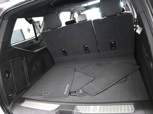 Used 2025 Chevrolet Suburban High Country w/ Sun And Tow Package RWD image 45