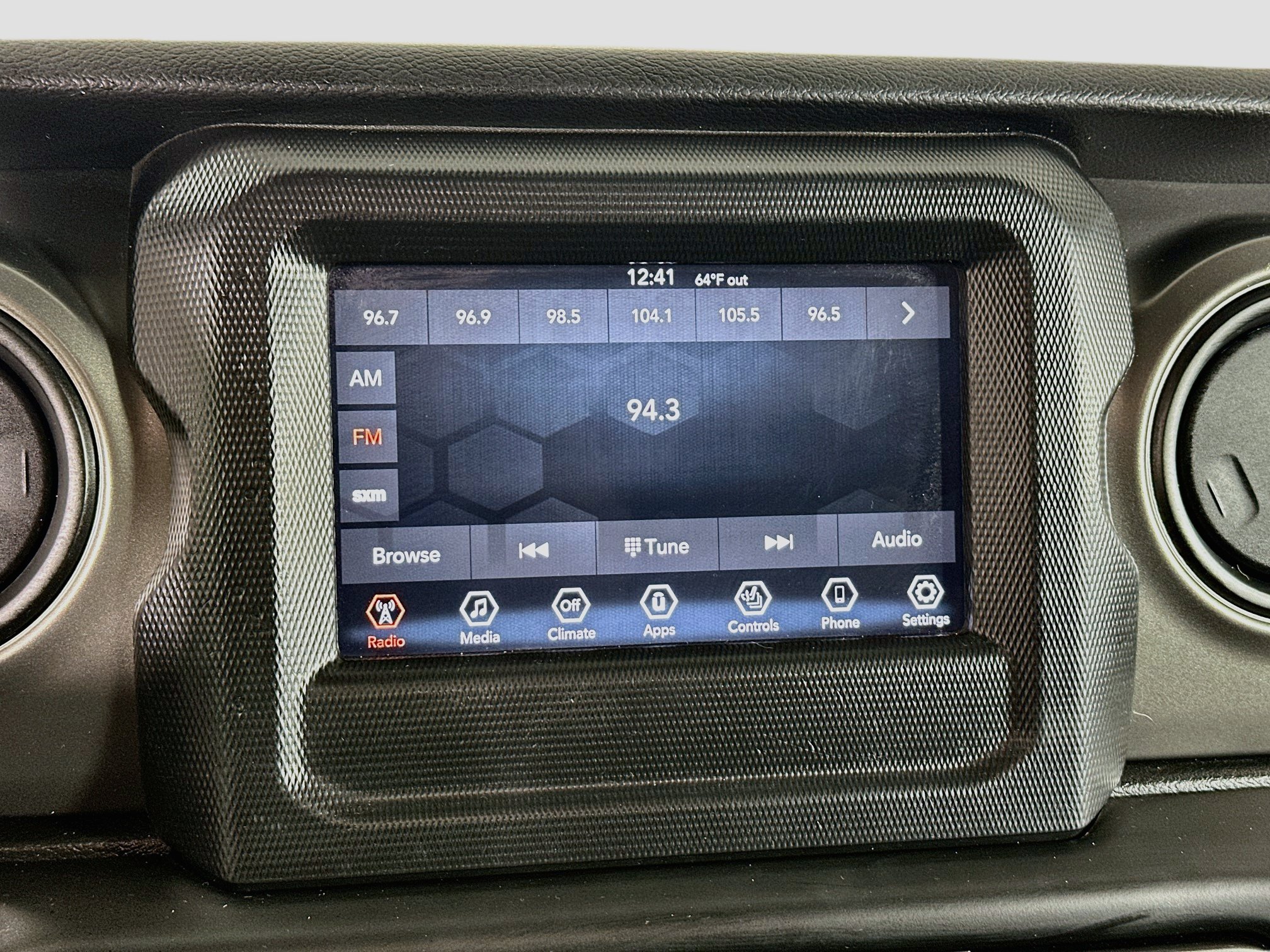 Used 2023 Jeep Wrangler Unlimited w/ Cold Weather Group AWD/4WD image 19