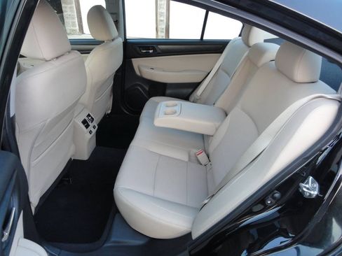 Used 2016 Subaru Legacy 2.5i Limited AWD/4WD image 31