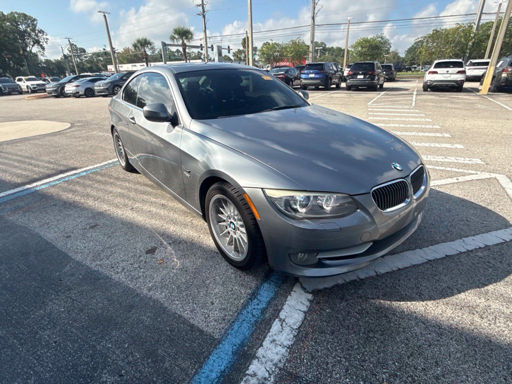 Used 2011 BMW 328i xDrive Coupe AWD/4WD image 6