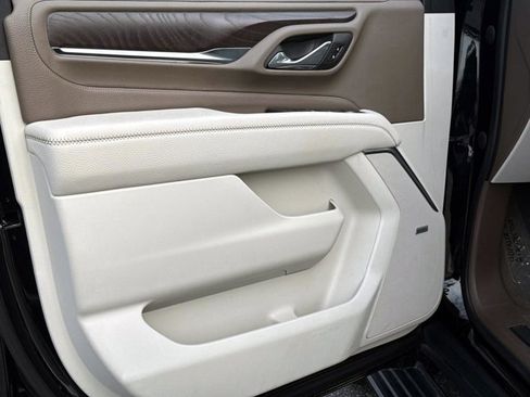 Used 2023 GMC Yukon Denali w/ LPO, Floor Liner Package RWD image 20
