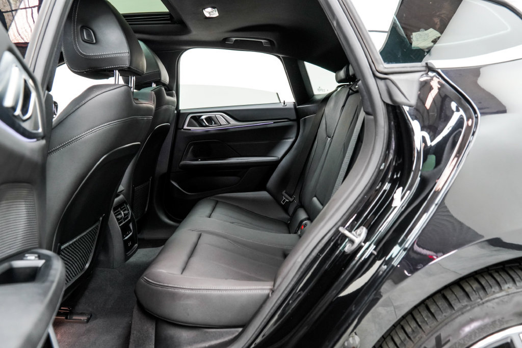 Used 2023 BMW i4 eDrive40 RWD image 19