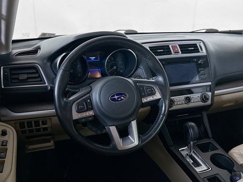 Used 2016 Subaru Outback 3.6R Limited AWD/4WD image 18